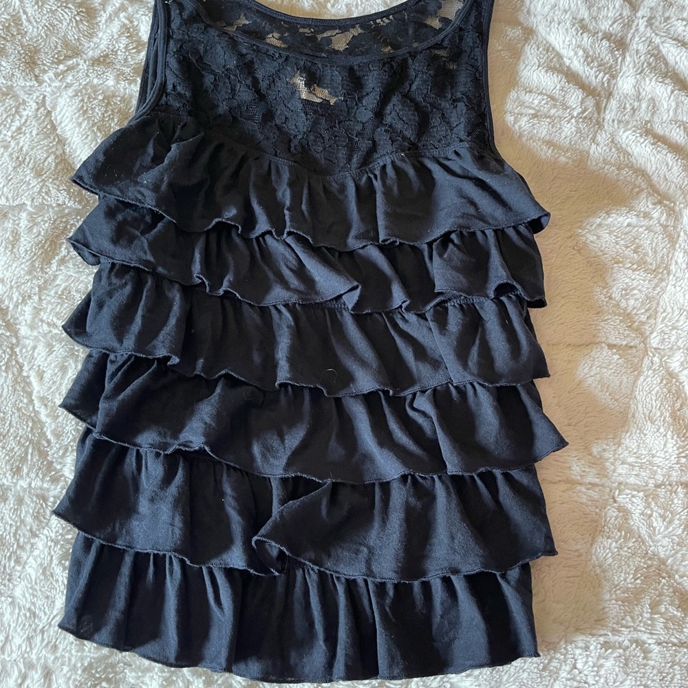 Hollister tank